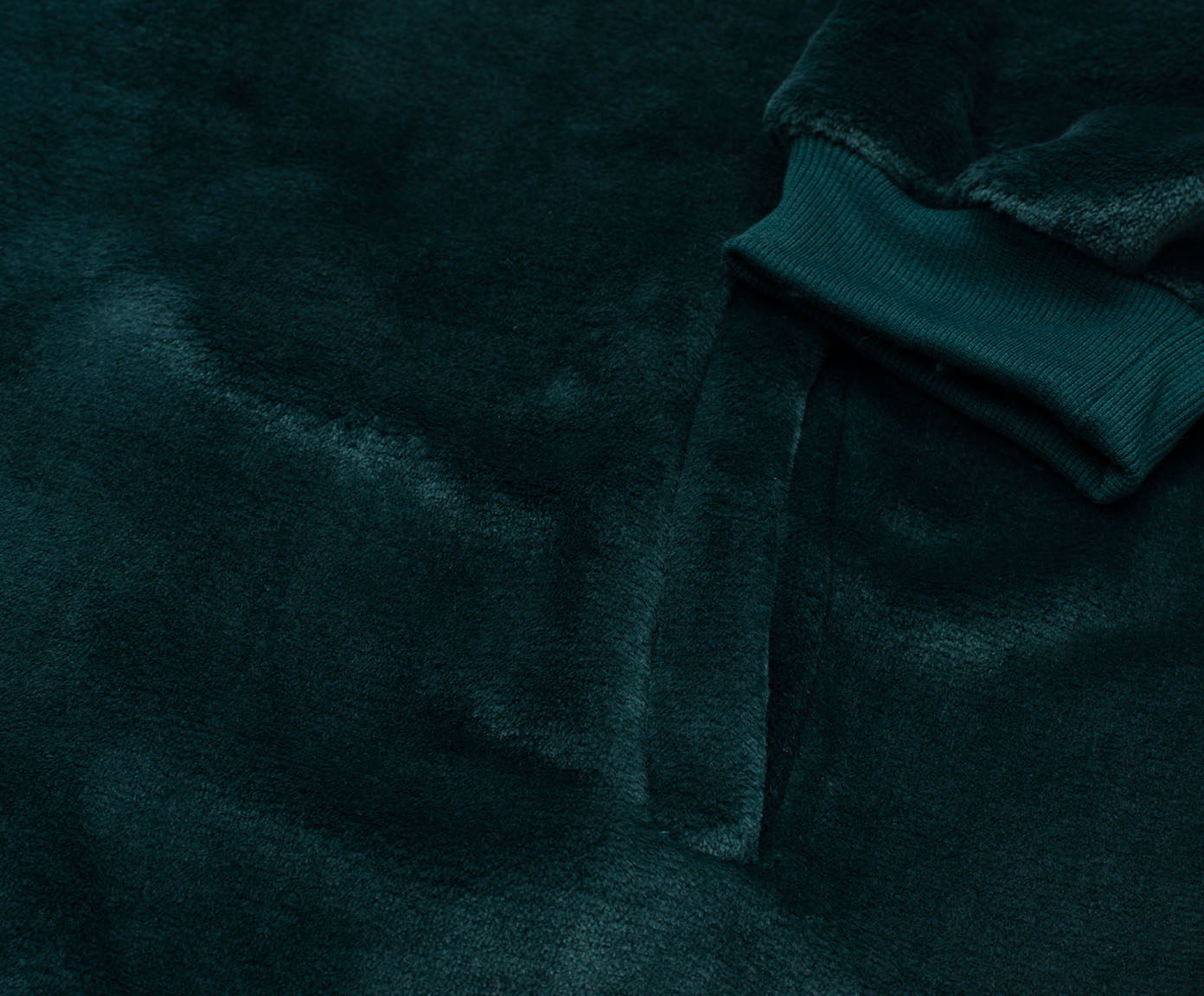 Couverture à capuche vert foncé